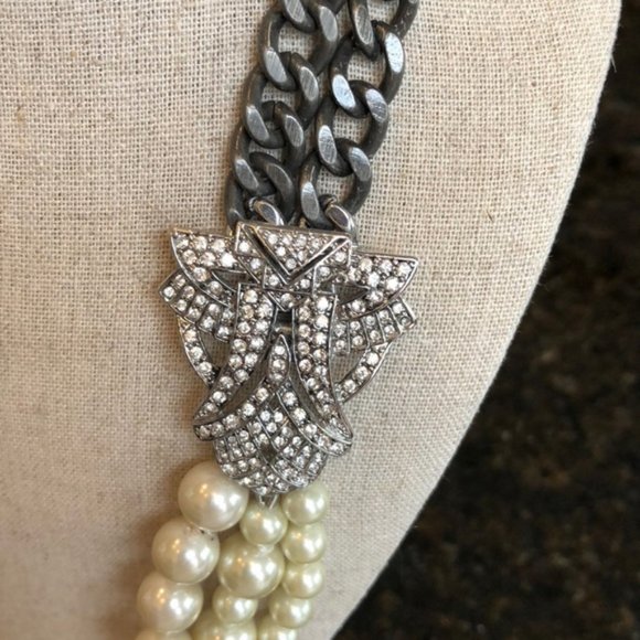 S&D [V] 2-in-1 Elegantly Edgy Daisy Pearl & Hematite Statement NecklaceB… - Picture 13 of 16